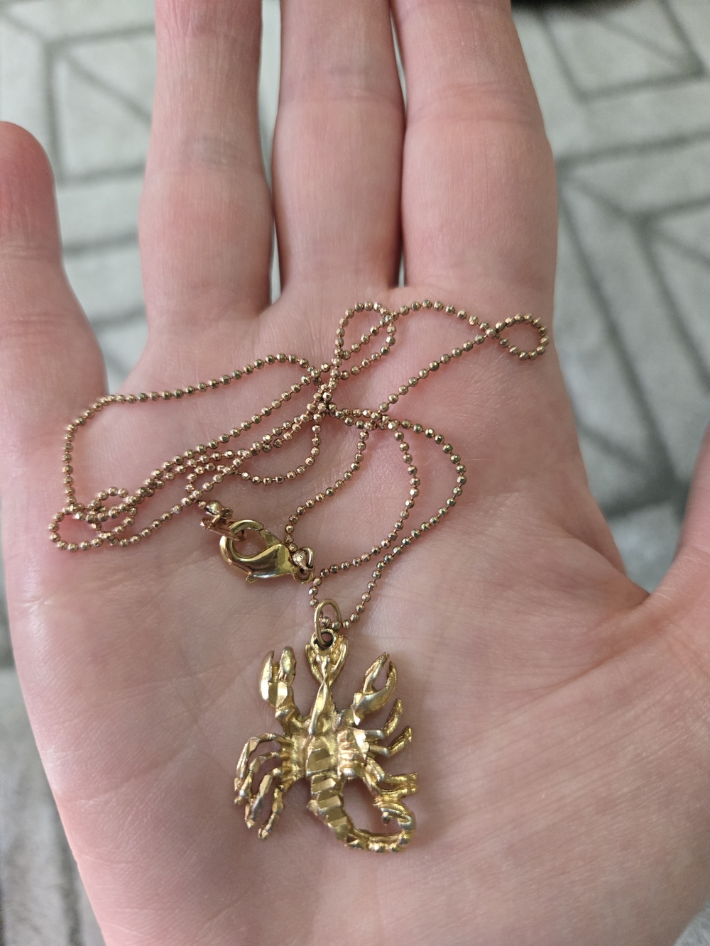 Vintage Gold Scorpion Pendant Necklace - Unisex Jewelry